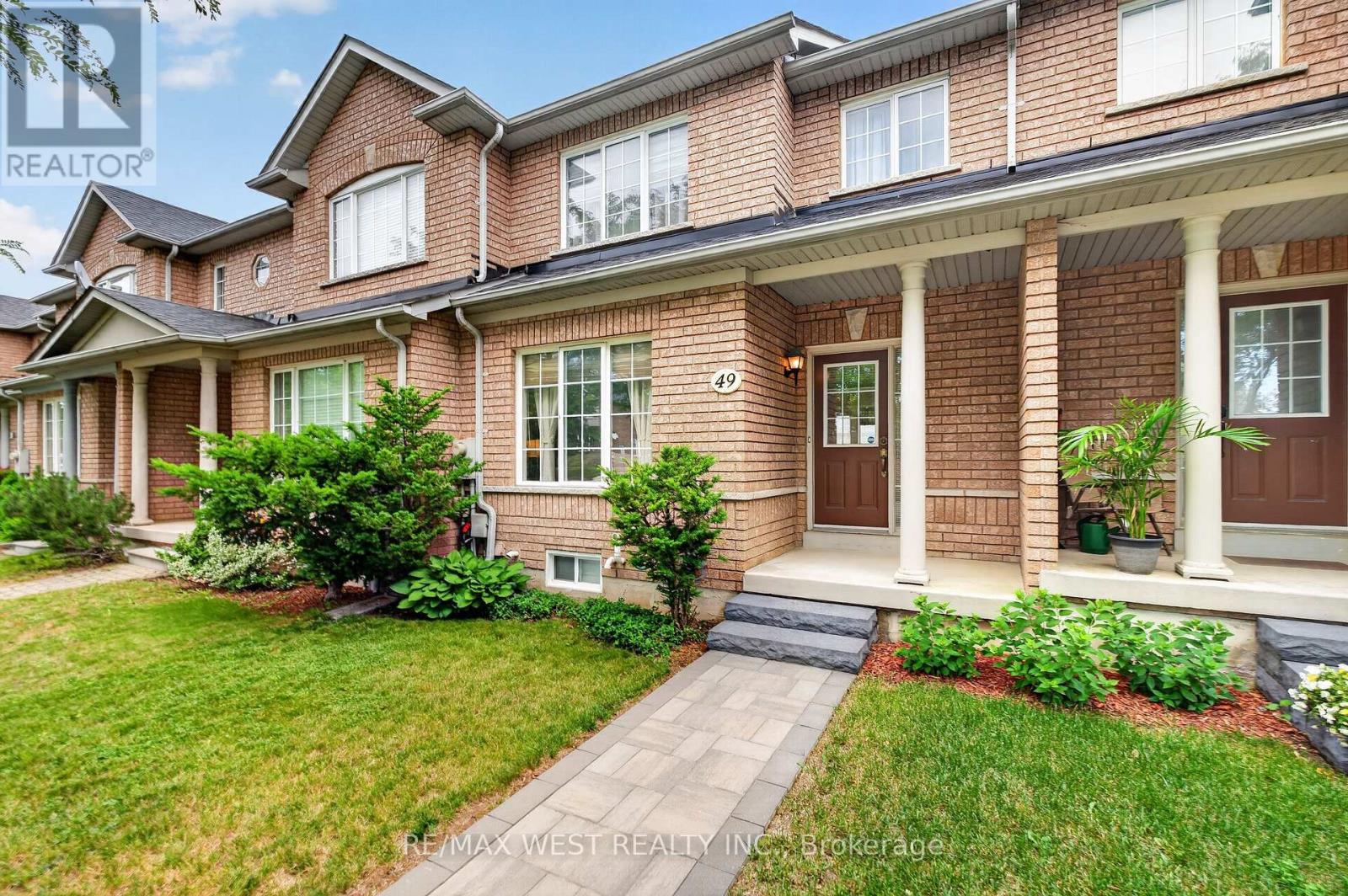 49 SONOMA BOULEVARD, Vaughan (Sonoma Heights)