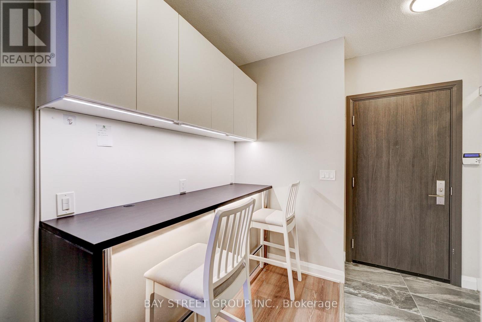 531 - 25 Water Walk Drive, Markham, Ontario  L6C 0G3 - Photo 9 - N13536768
