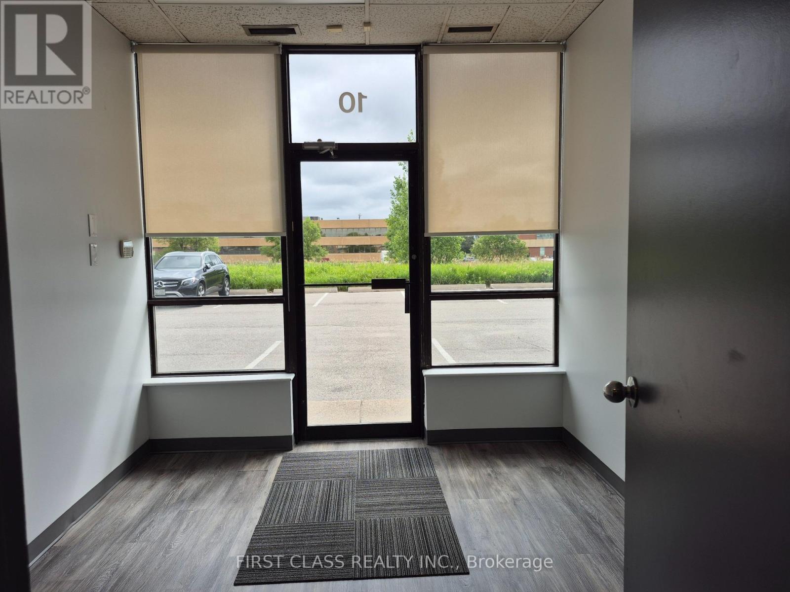 10&11 - 20 Steelcase Road W, Markham, Ontario  L3R 1B2 - Photo 1 - N13536912