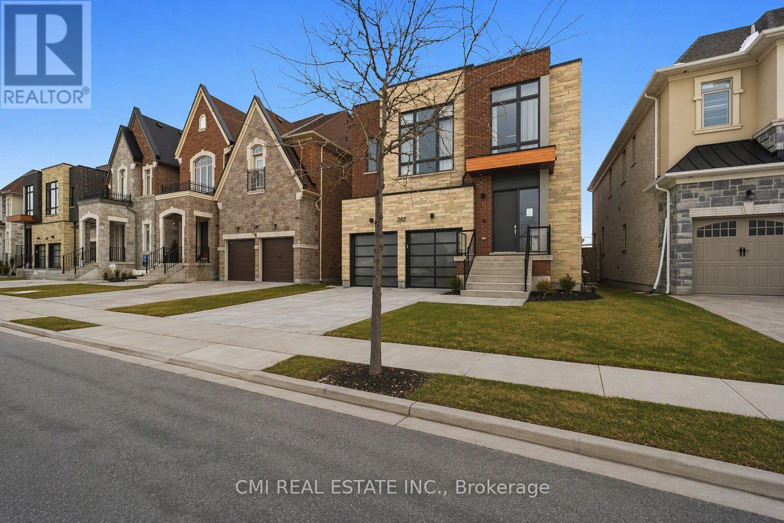 392 Farrell Road, Vaughan, Ontario  L6A 4W8 - Photo 2 - N13536952