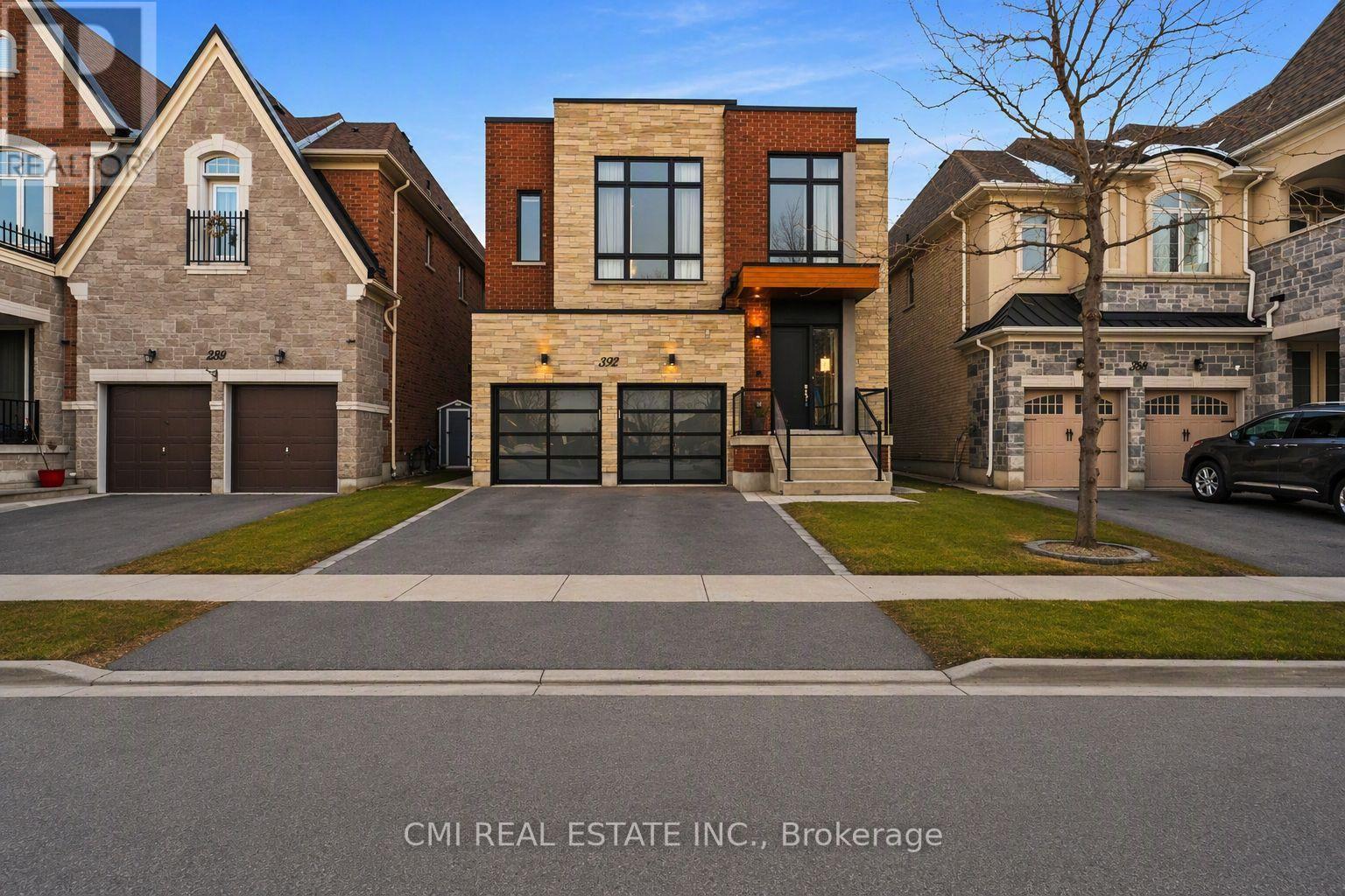 392 Farrell Road, Vaughan, Ontario  L6A 4W8 - Photo 3 - N13536952