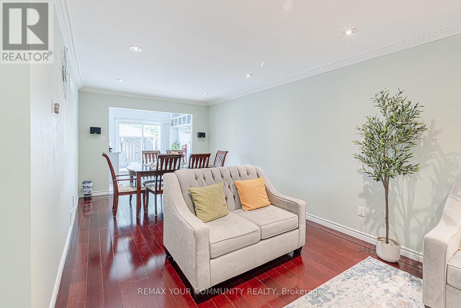 66 Trafford Crescent, Markham, Ontario  L3R 7J2 - Photo 8 - N13537044