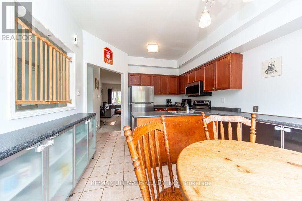 52 Bluewater Court, Toronto, Ontario  M8V 4A9 - Photo 11 - W13536710