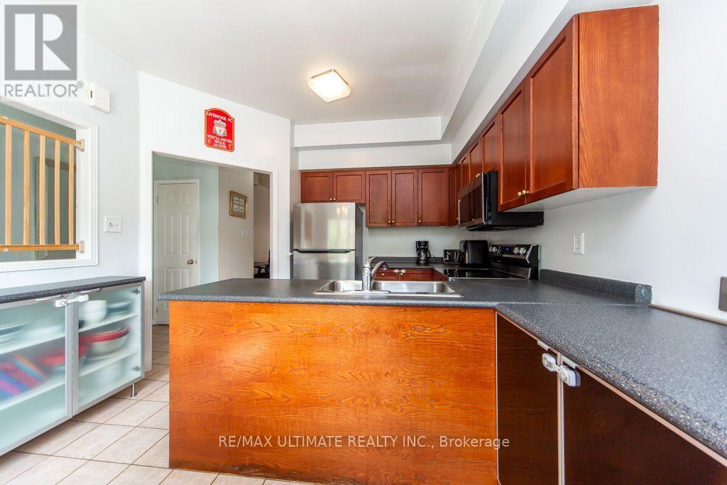 52 Bluewater Court, Toronto, Ontario  M8V 4A9 - Photo 12 - W13536710