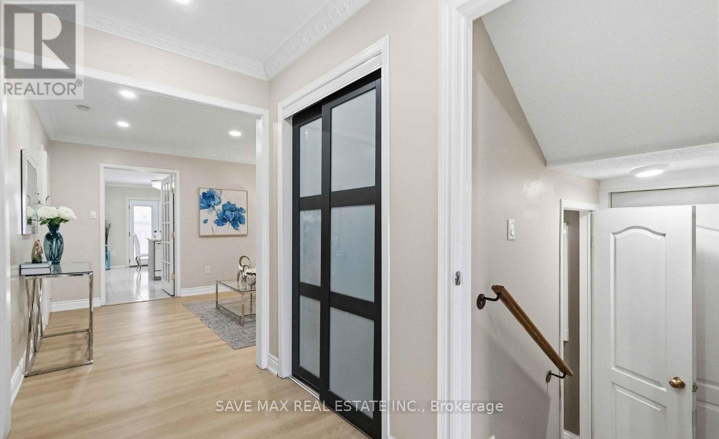 Upper - 18 Salonica Road, Brampton, Ontario  L7A 3K9 - Photo 3 - W13536740