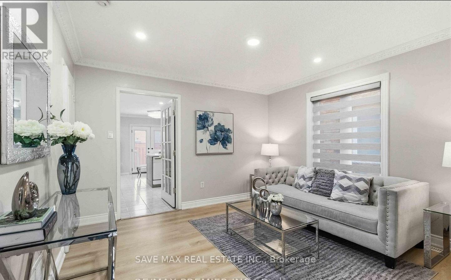 Upper - 18 Salonica Road, Brampton, Ontario  L7A 3K9 - Photo 4 - W13536740