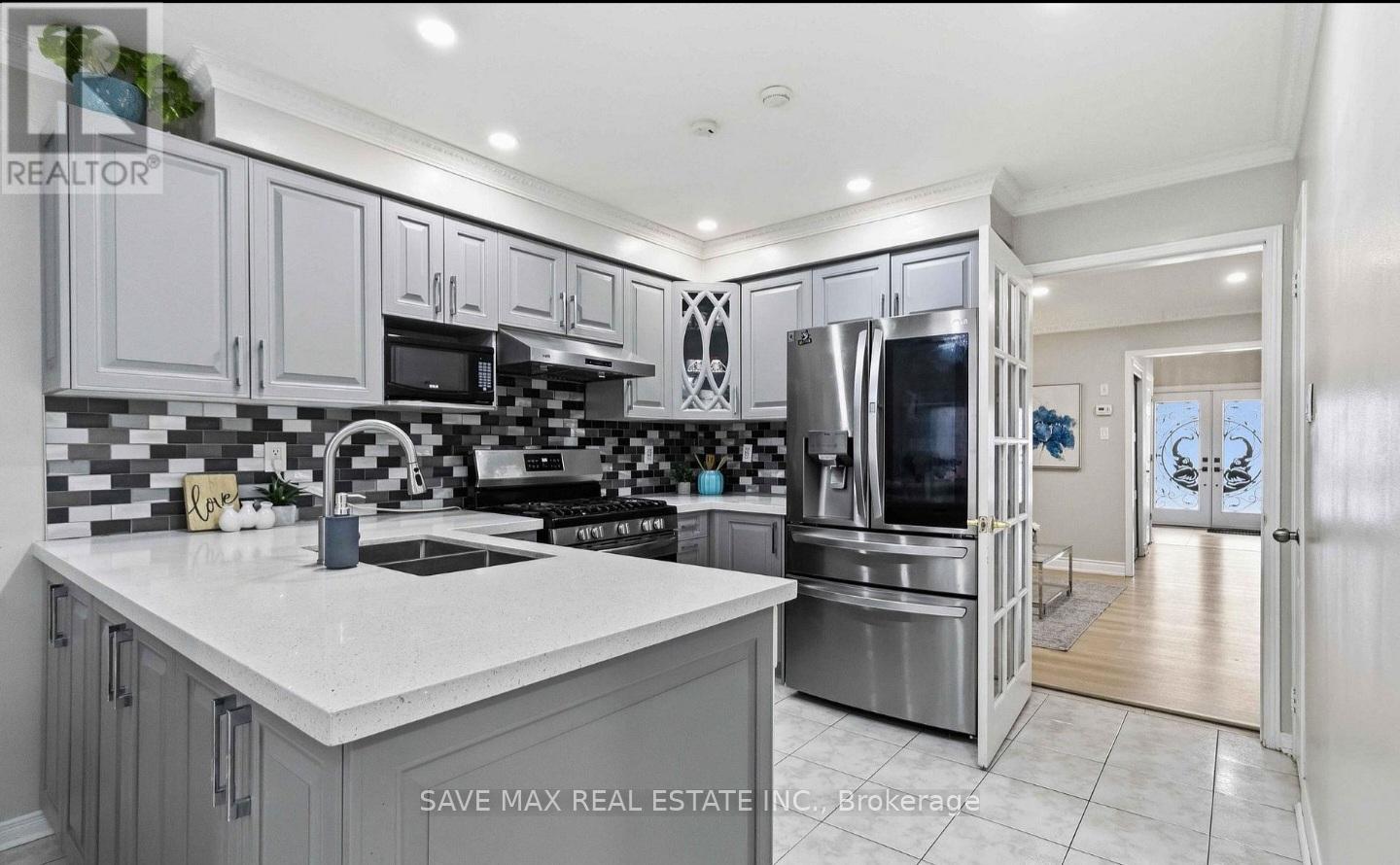 Upper - 18 Salonica Road, Brampton, Ontario  L7A 3K9 - Photo 7 - W13536740