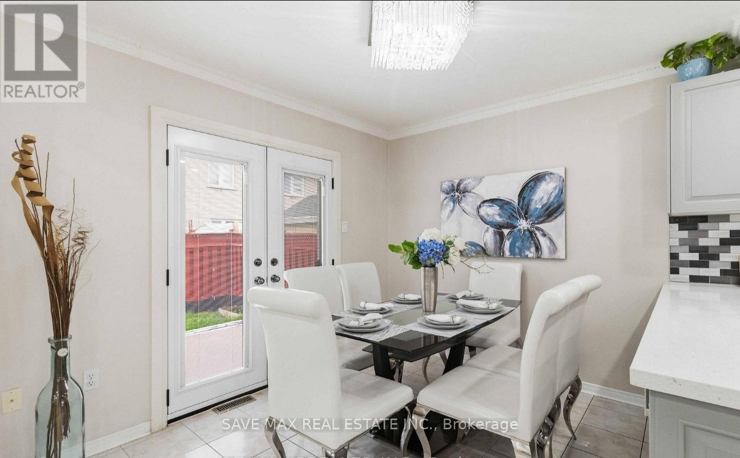 Upper - 18 Salonica Road, Brampton, Ontario  L7A 3K9 - Photo 8 - W13536740