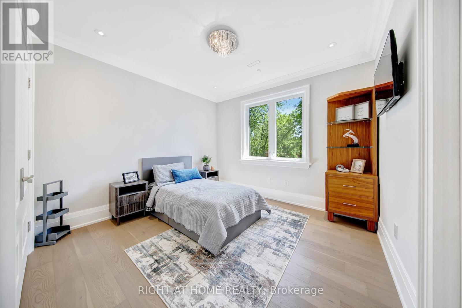 484 Avonwood Drive, Mississauga, Ontario  L5G 1Y9 - Photo 19 - W13536880