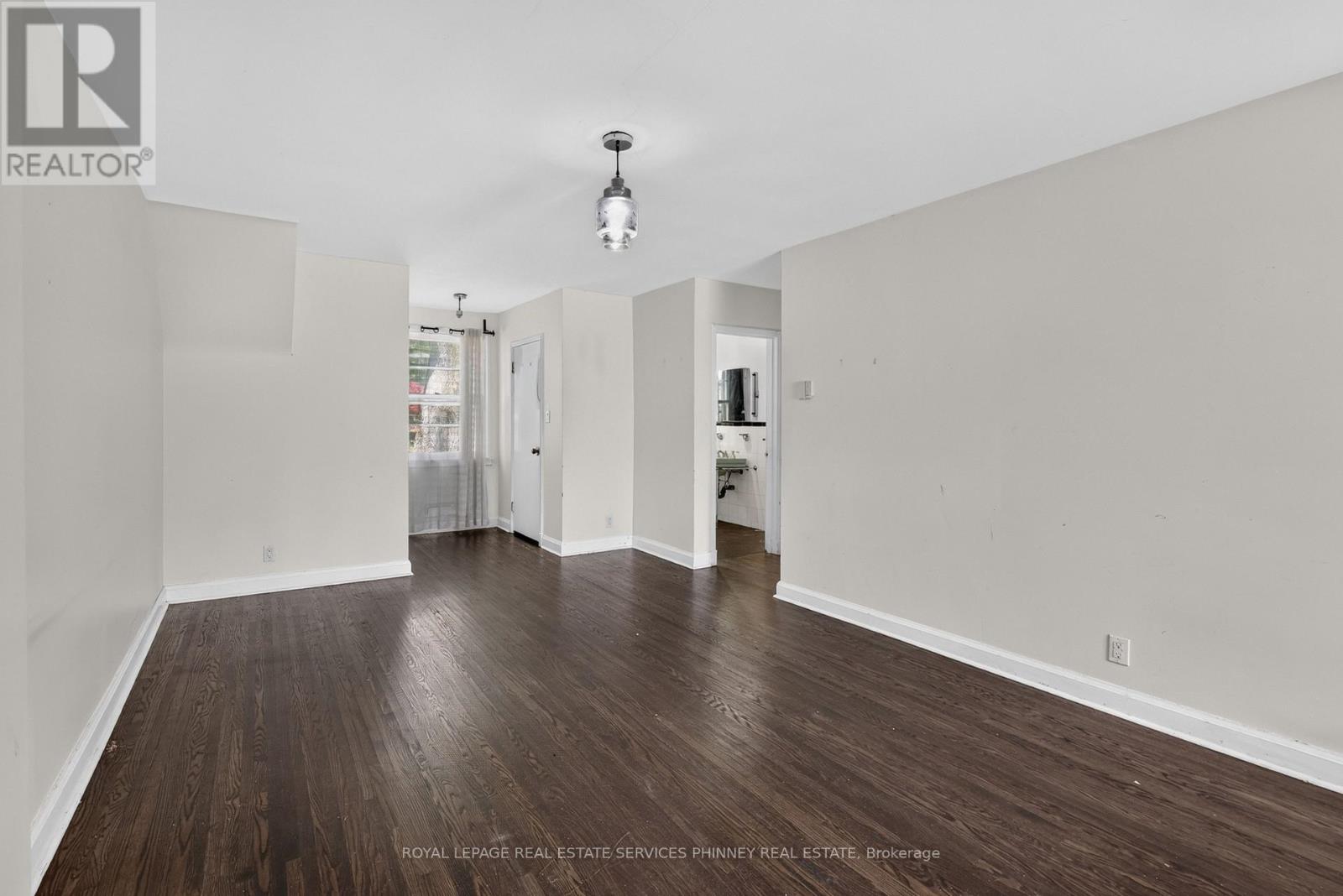 52 Valecrest Drive, Toronto, Ontario  M9A 4P6 - Photo 15 - W13537054