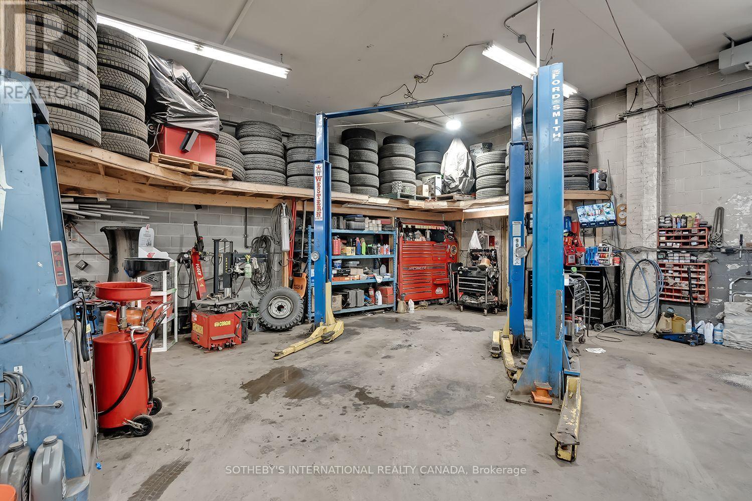 1 - 1505 Speers Road, Oakville, Ontario L6L 2X5 - Photo 8 - W13537080