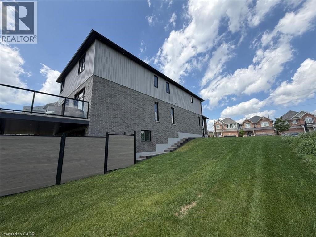 477 Blair Creek Drive, Kitchener, Ontario  N2P 0H6 - Photo 3 - 40826466