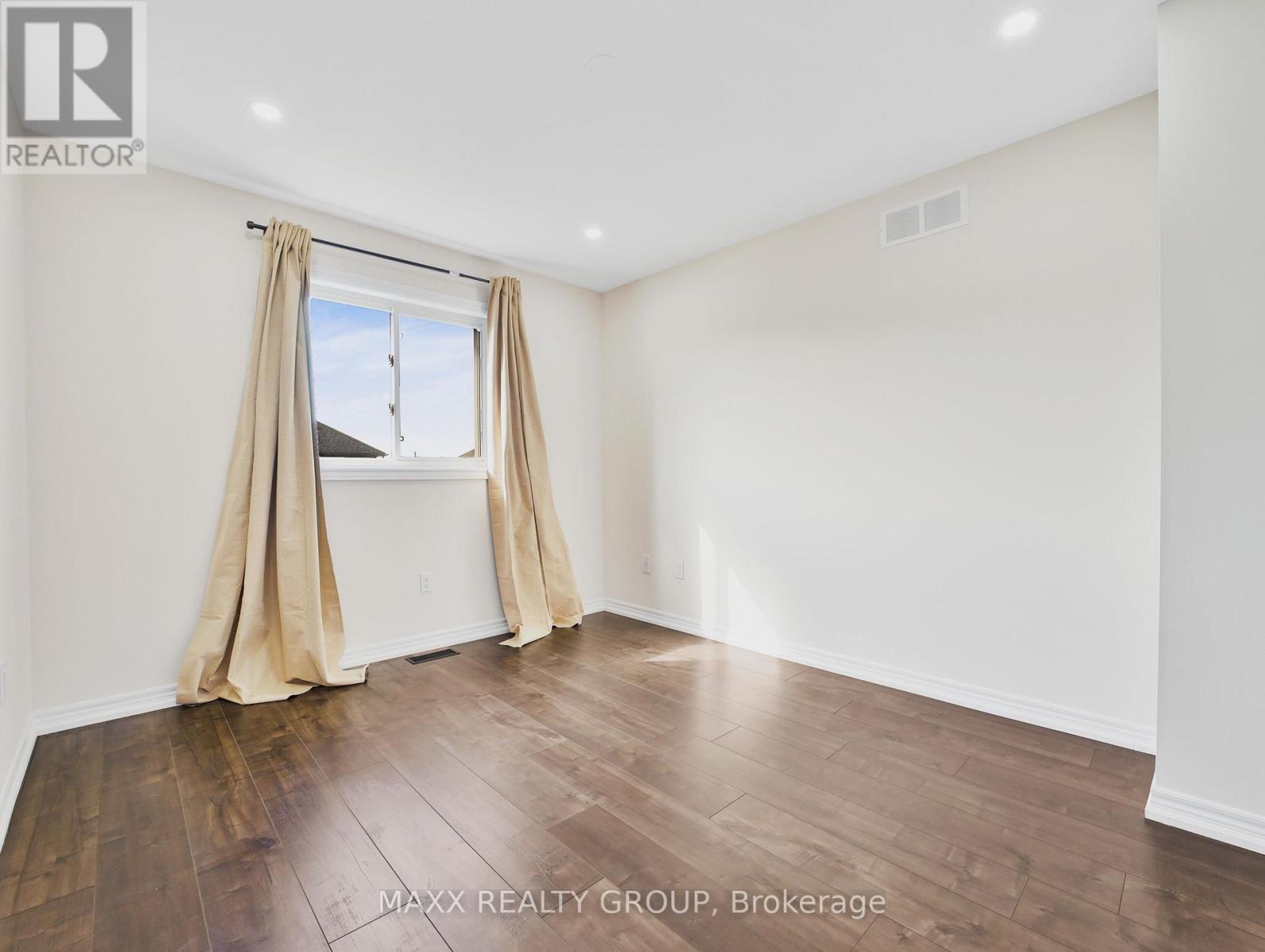 9354 Shoveller Drive, Niagara Falls, Ontario  L2H 0M3 - Photo 30 - X13536894