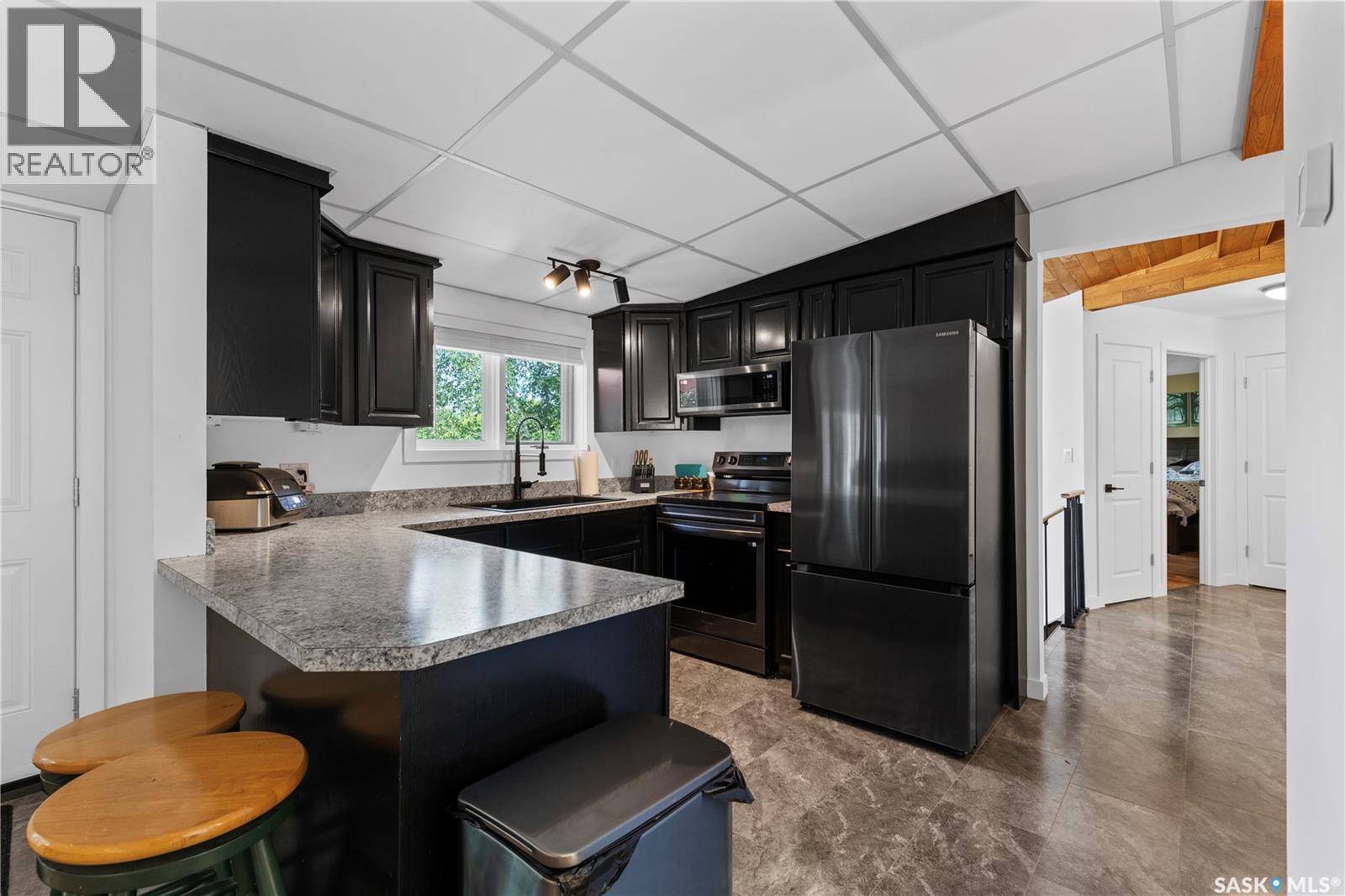 342 4th Street E, Regina Beach, Saskatchewan  S0G 4C0 - Photo 5 - SK041702