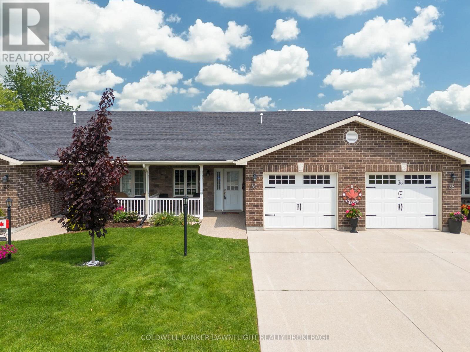 40 Devon Drive, South Huron, Ontario  N0M 1S3 - Photo 2 - X13537108