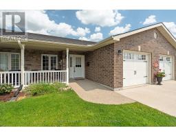 40 DEVON DRIVE, South Huron, Ontario
