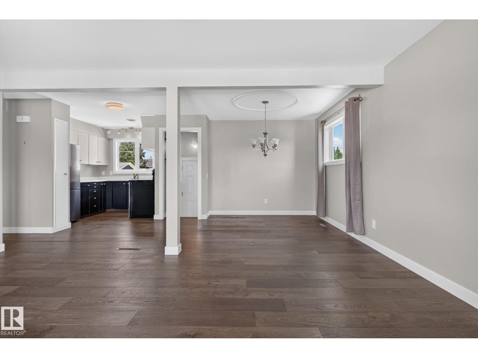 6704 94a Av NW, Edmonton, Alberta  T6B 0Y8 - Photo 5 - E4497593