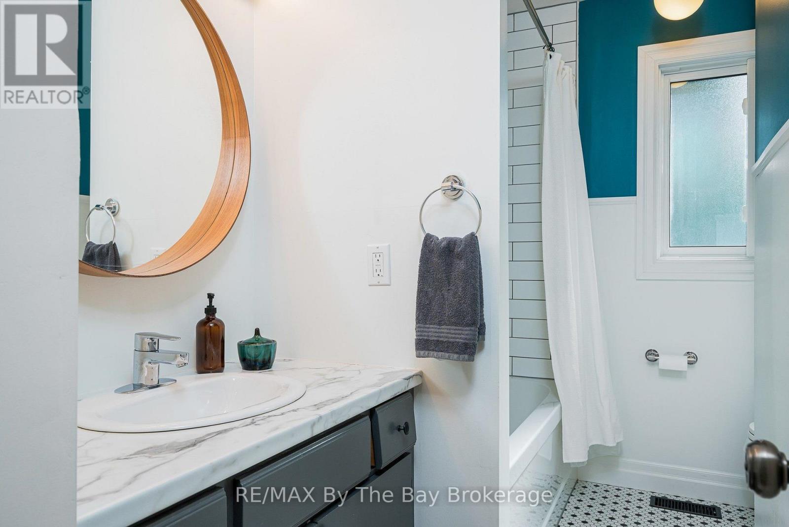 8 Harben Court, Collingwood, Ontario  L9Y 4L8 - Photo 19 - S13537290
