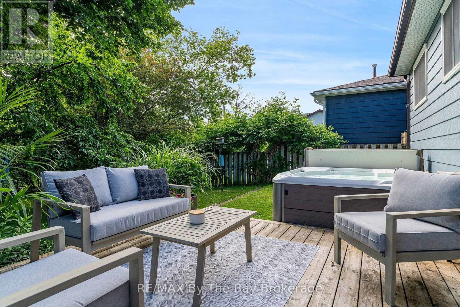 8 Harben Court, Collingwood, Ontario  L9Y 4L8 - Photo 34 - S13537290