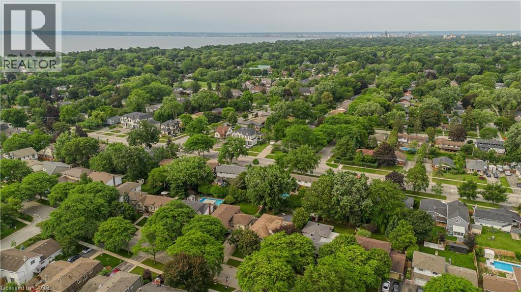 342 Bryant Crescent, Burlington, Ontario  L7L 3Z5 - Photo 2 - 40846193