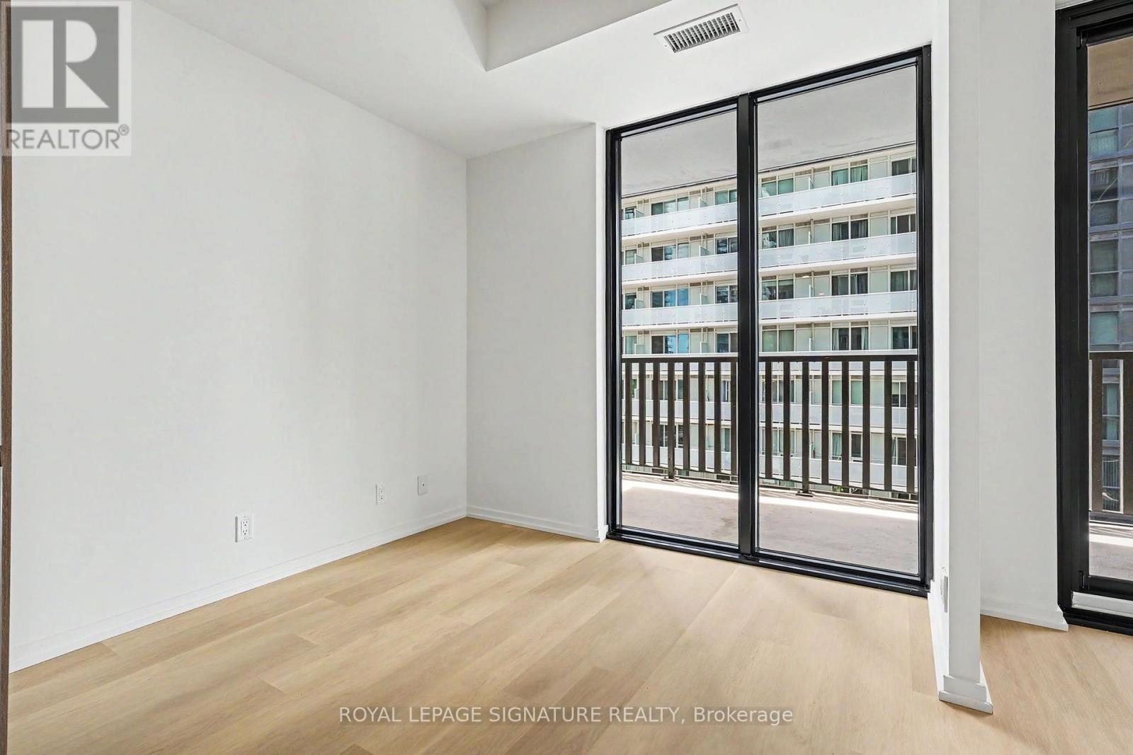 1111 - 109 Erskine Avenue, Toronto, Ontario  M4P 0G6 - Photo 17 - C13537152
