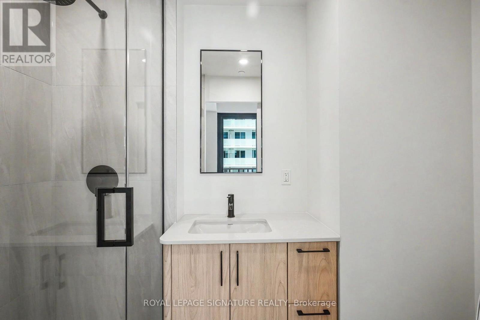 1111 - 109 Erskine Avenue, Toronto, Ontario  M4P 0G6 - Photo 9 - C13537152