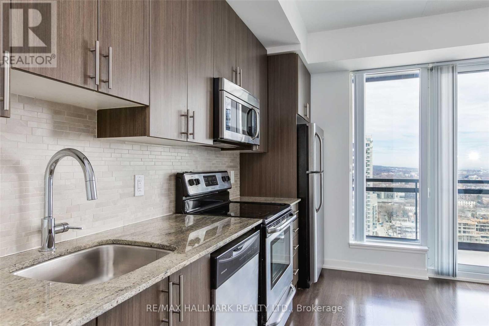 2102 - 225 Sackville Street, Toronto, Ontario  M5A 3H1 - Photo 3 - C13537172