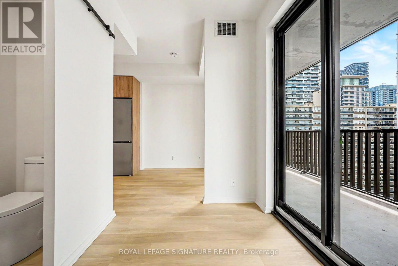 1610 - 109 Erskine Avenue, Toronto, Ontario  M4P 0G6 - Photo 13 - C13537174