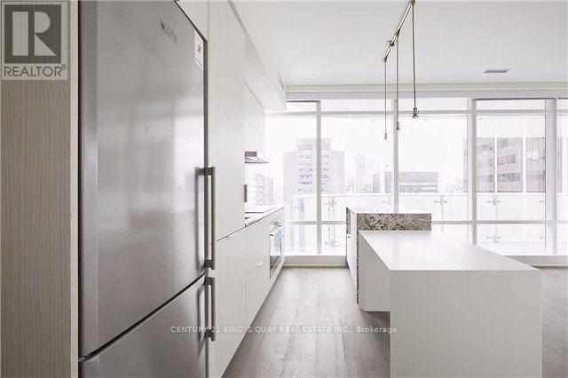4010 - 1 Bloor Street E, Toronto, Ontario  M4W 1A9 - Photo 4 - C13537294