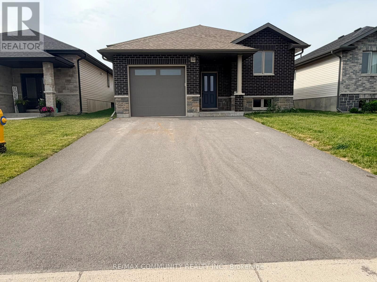 32 CATTAIL CRESCENT, Quinte West (Murray Ward)