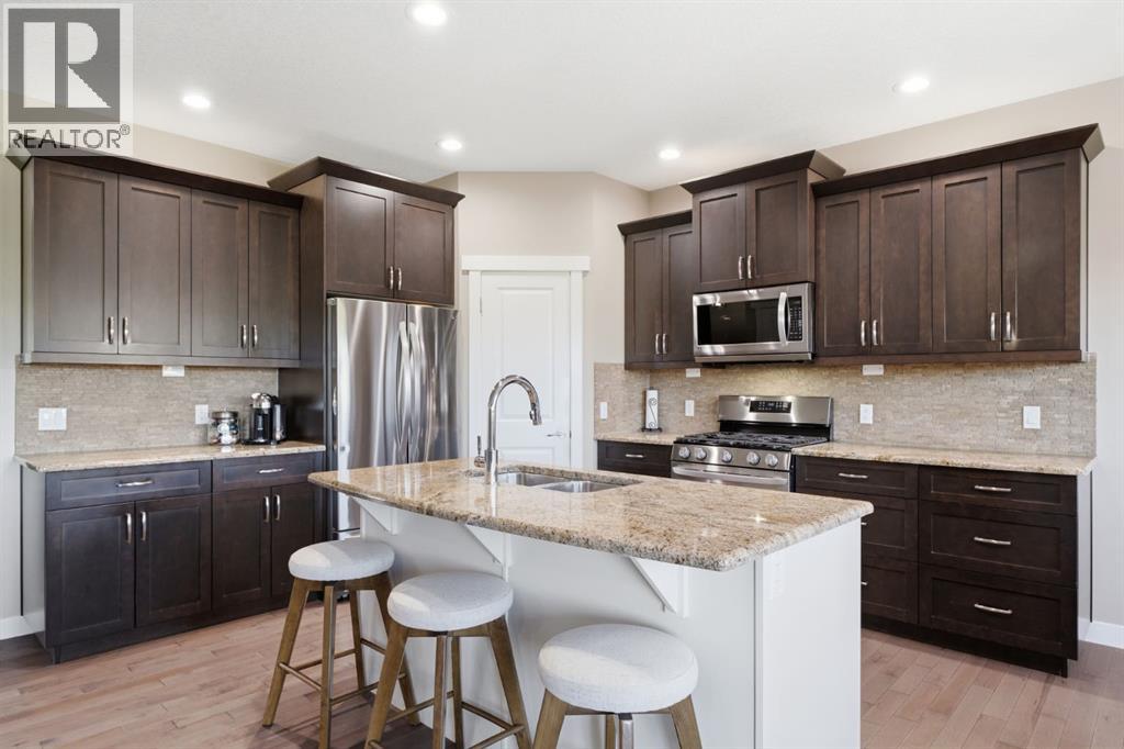 209 Jumping Pound Terrace, Cochrane, Alberta  T4C 0K5 - Photo 6 - A2326986