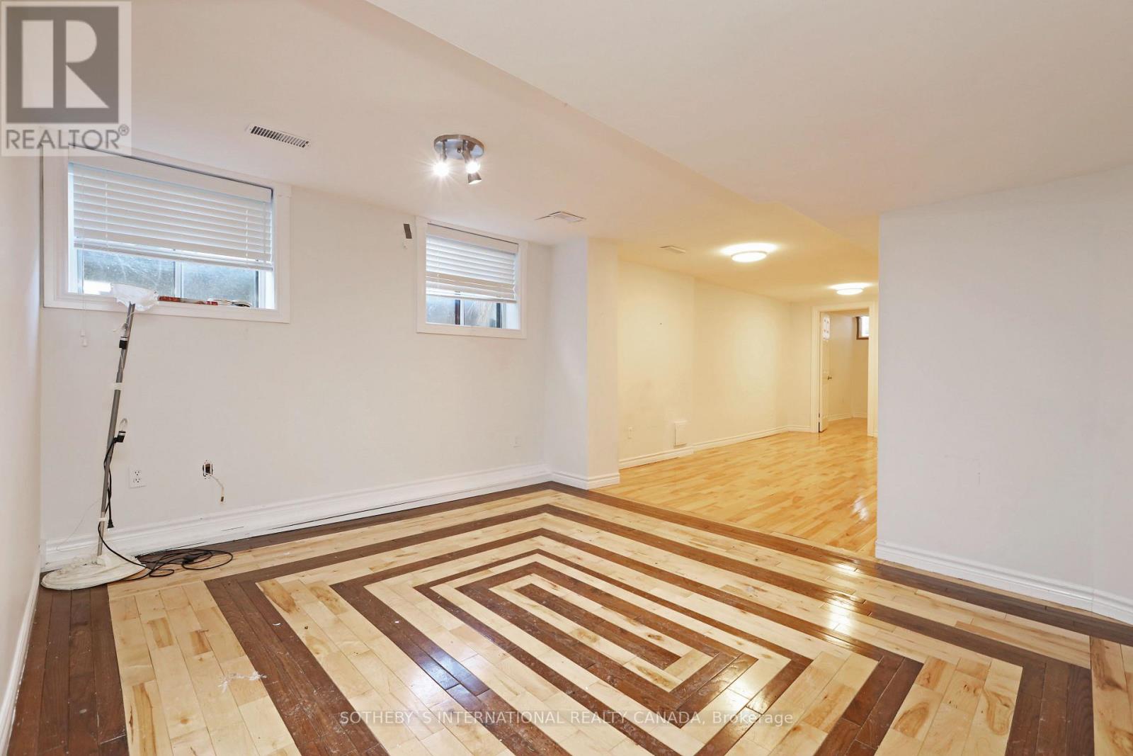 Lower - 212 Glebemount Avenue, Toronto, Ontario M4C 3T1 - Photo 17 - E13537140
