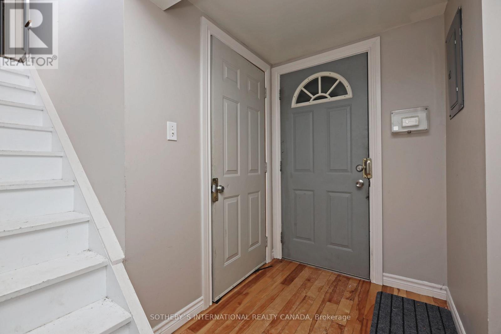 Lower - 212 Glebemount Avenue, Toronto, Ontario M4C 3T1 - Photo 23 - E13537140