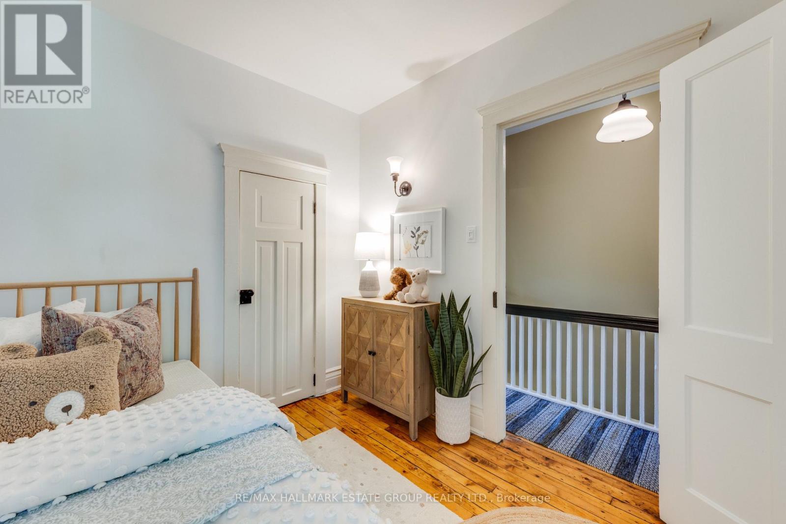 23 Brooklyn Avenue, Toronto, Ontario M4M 2X4 - Photo 38 - E13537170