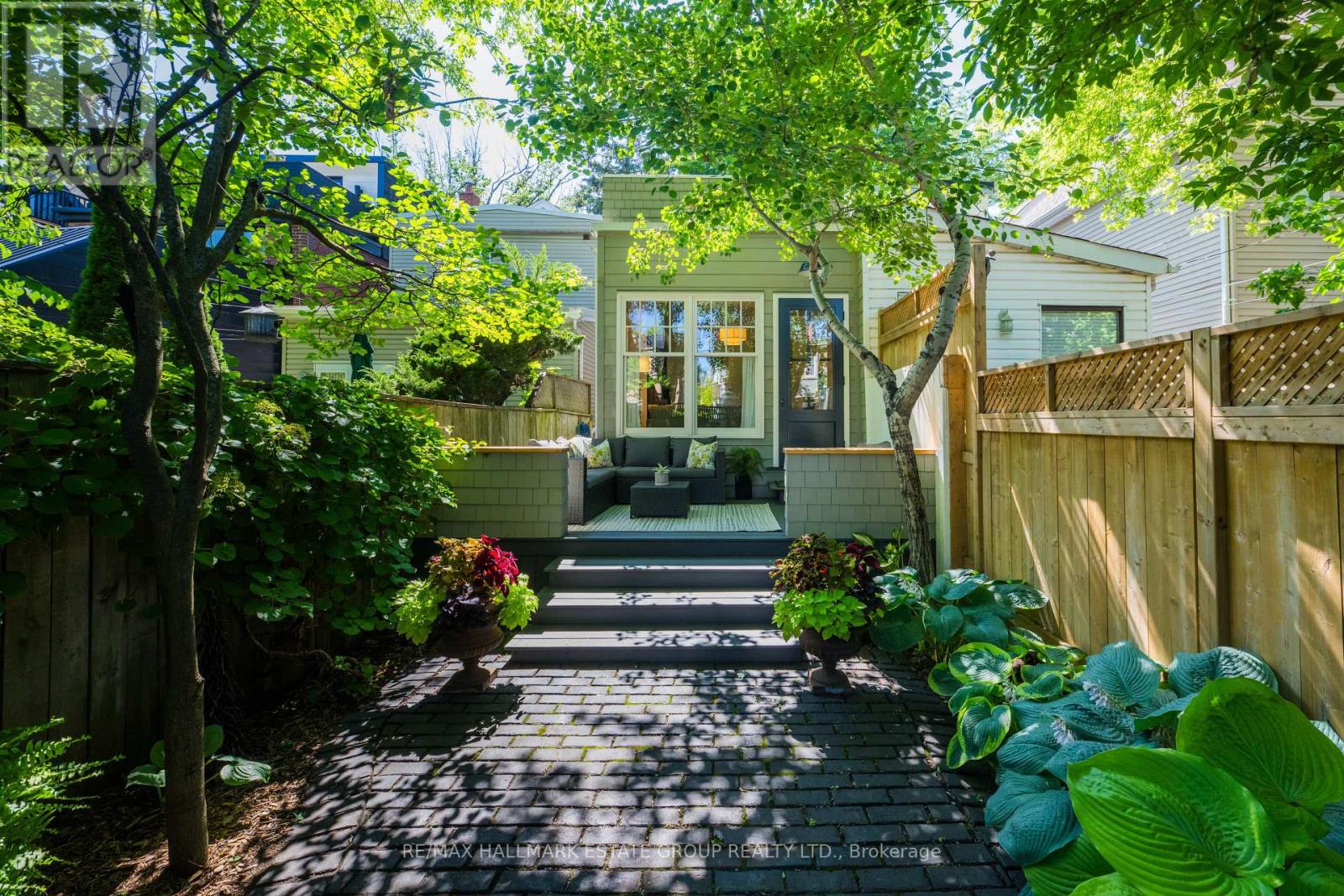23 Brooklyn Avenue, Toronto, Ontario M4M 2X4 - Photo 46 - E13537170