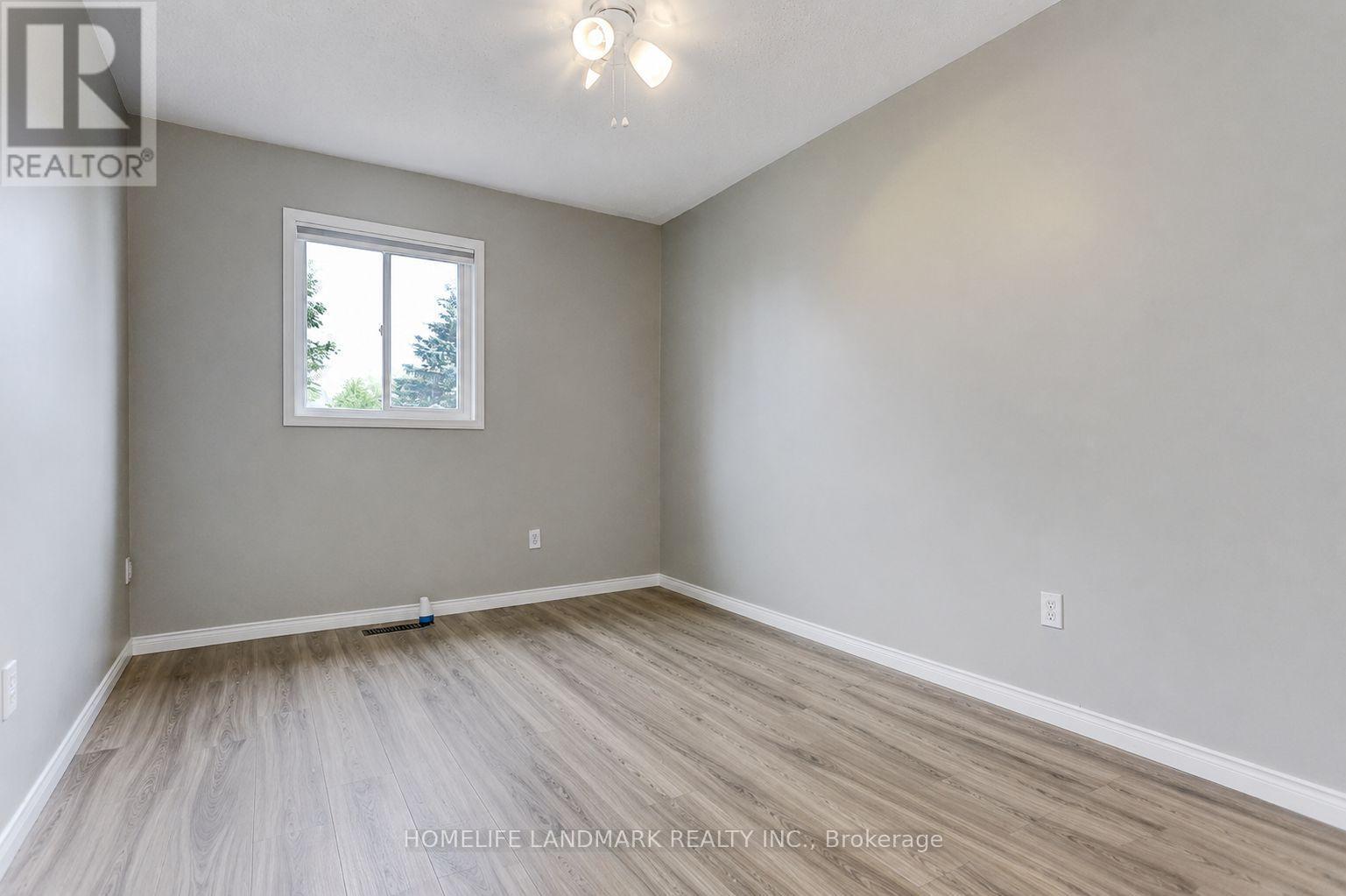 4 Sinden Drive, Whitby, Ontario  L1M 2B8 - Photo 18 - E13536002