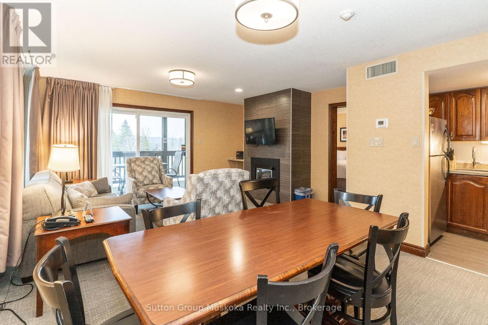31-101 The Greens Drive, Huntsville, Ontario  P1H 2E8 - Photo 8 - X12982486