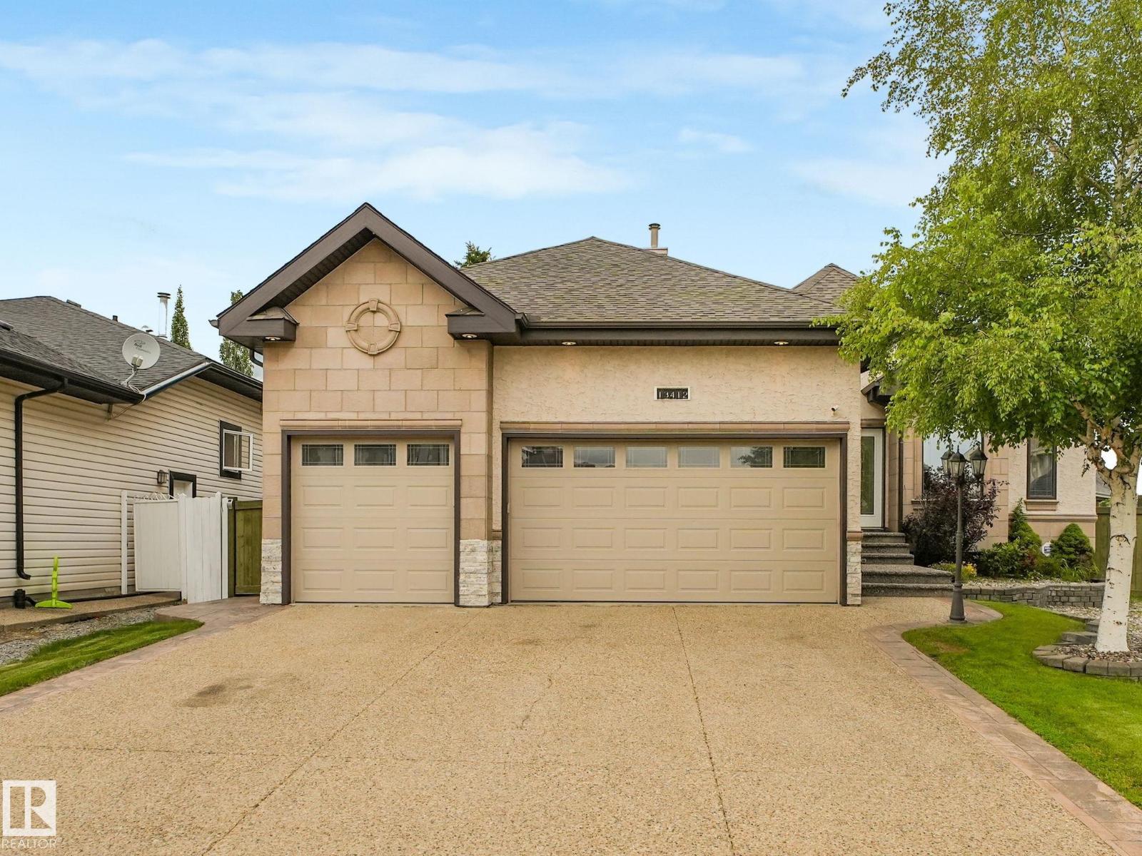 13412 157 AV NW, Edmonton