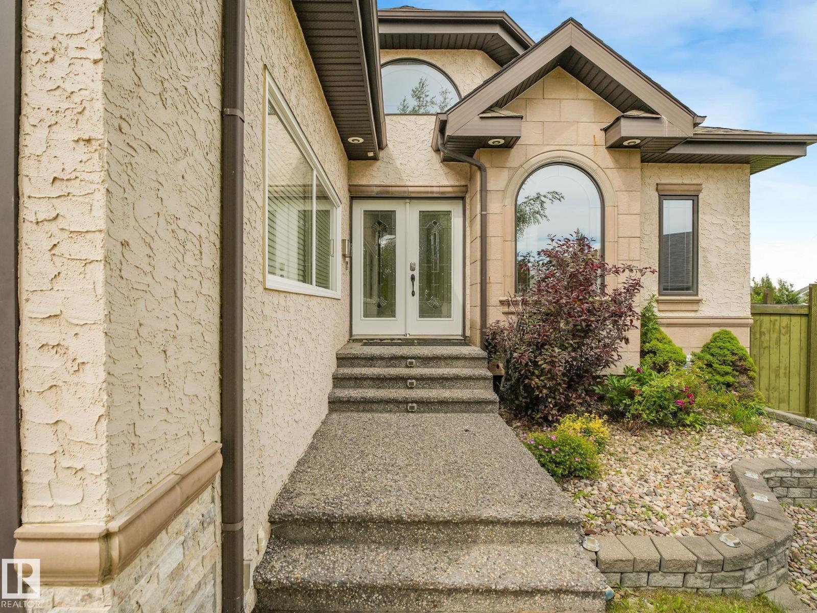 13412 157 Av NW, Edmonton, Alberta  T6V 1P6 - Photo 2 - E4497596