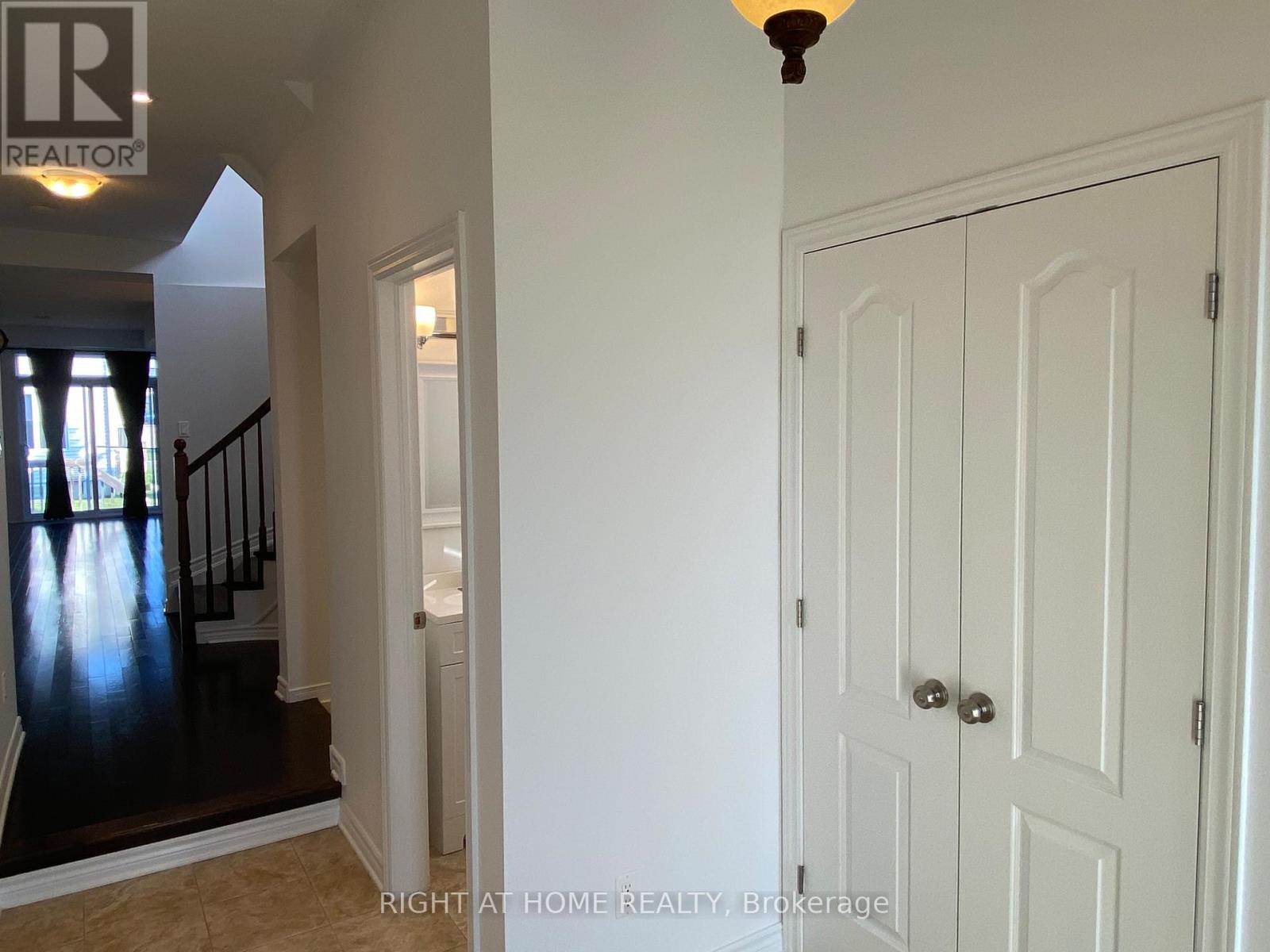 1201 Alson Mills Way, Ottawa, Ontario  K2M 0C8 - Photo 3 - X13537206