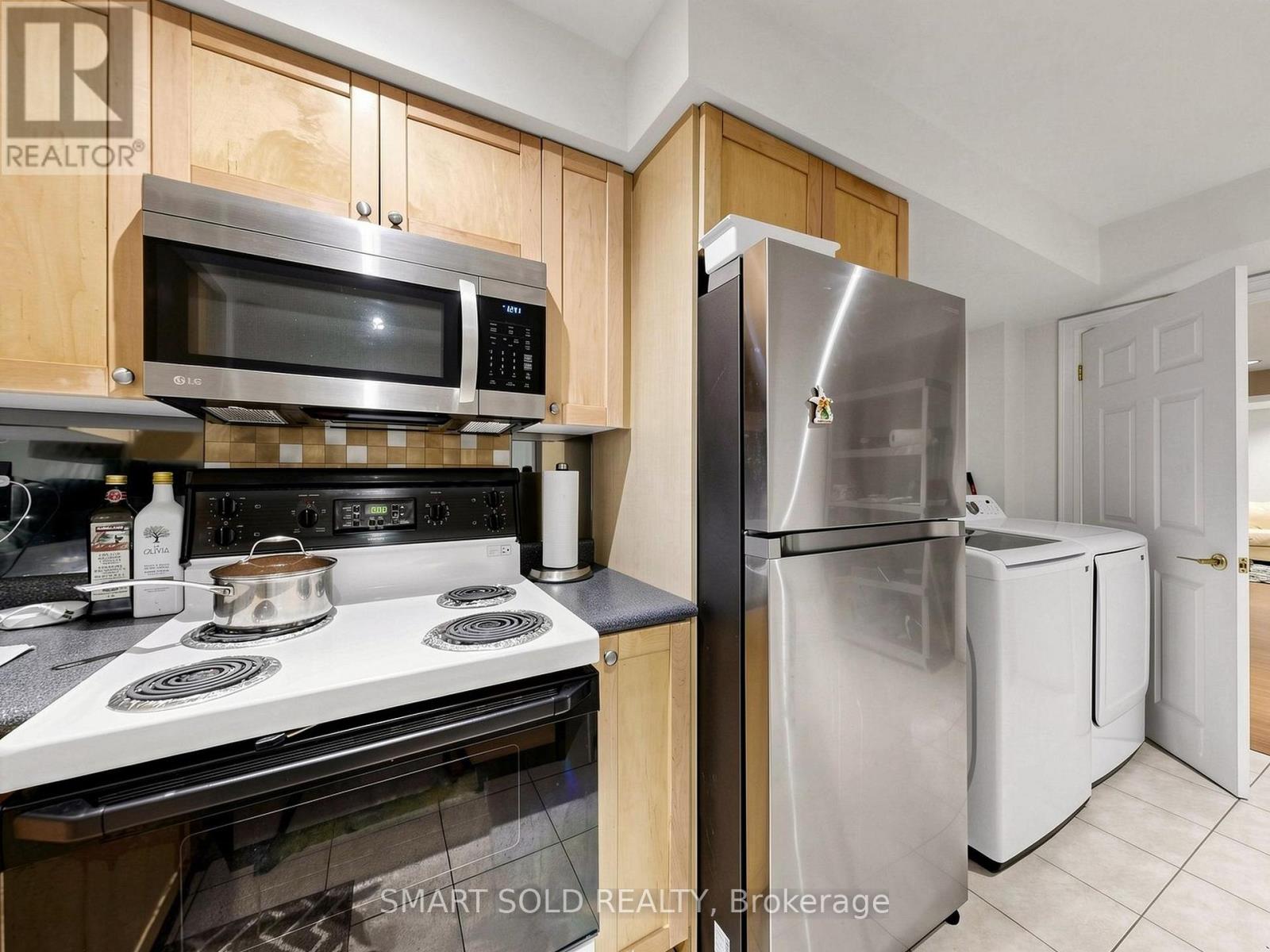 83 Fisherville Road, Toronto, Ontario  M2R 3C1 - Photo 31 - C13536018