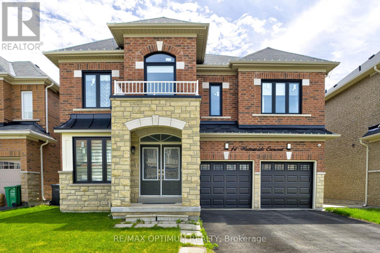 14 Waterwide Crescent, Brampton, Ontario  L6T 3C3 - Photo 2 - W13537128