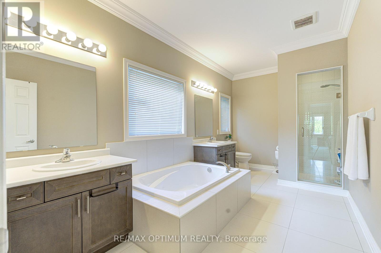 14 Waterwide Crescent, Brampton, Ontario  L6T 3C3 - Photo 21 - W13537128