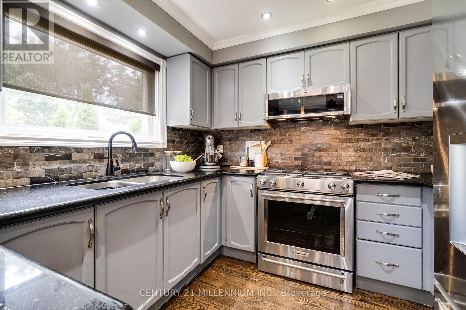 7227 Windrush Court, Mississauga, Ontario  L5N 6K1 - Photo 12 - W13537258