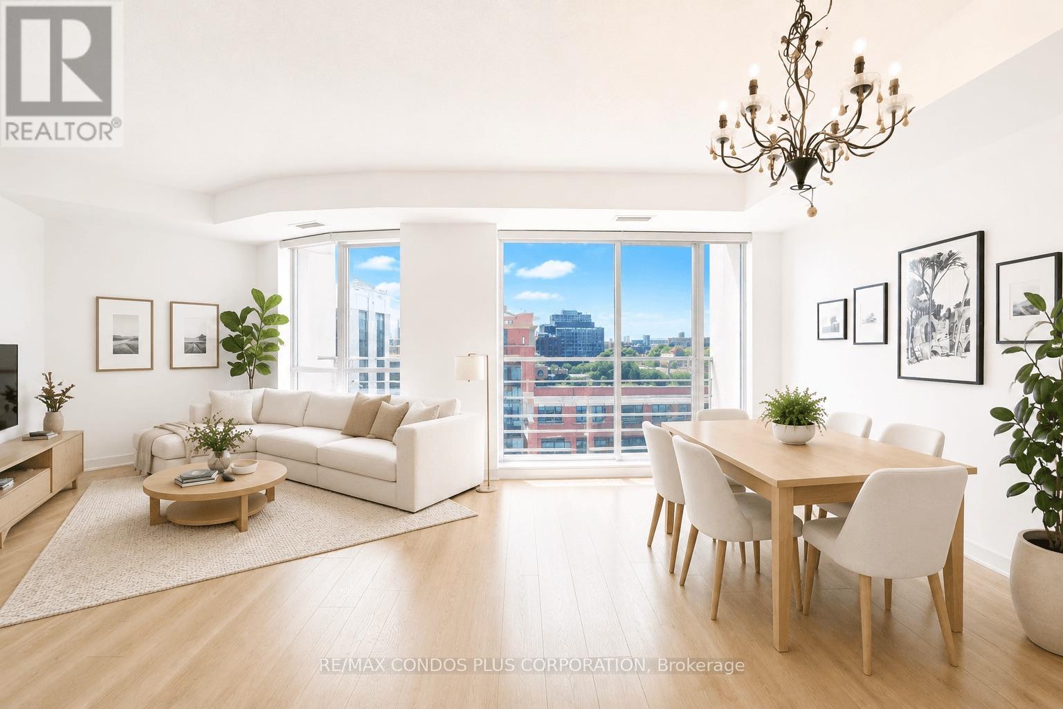801 - 18 Beverley Street, Toronto, Ontario M5T 3L2 - Photo 1 - C13524304
