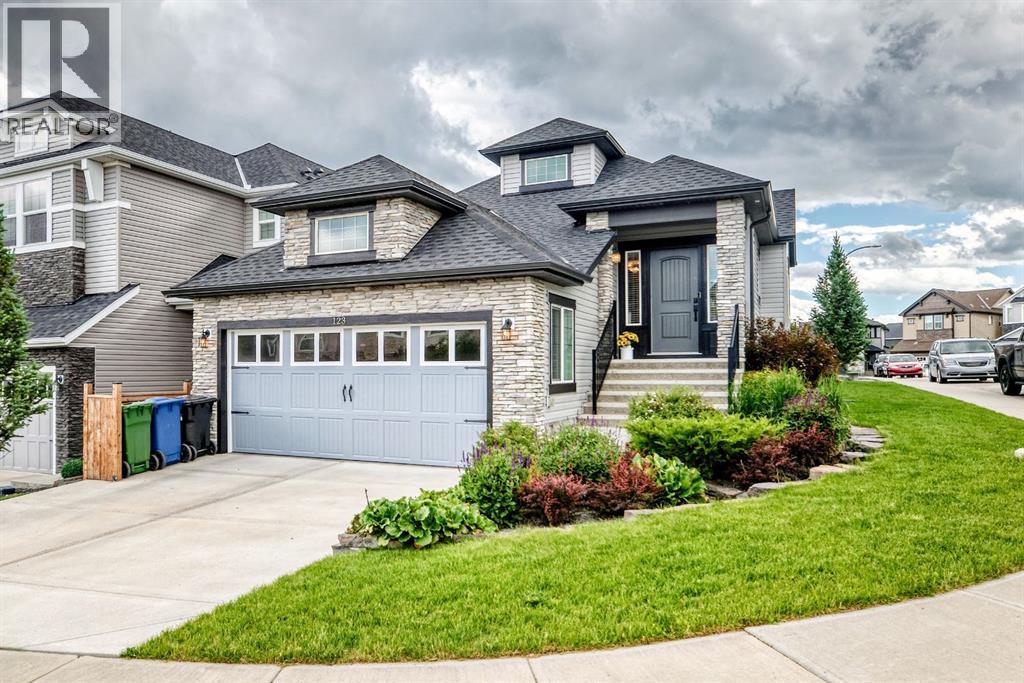 123 Nolancrest Circle NW, Calgary