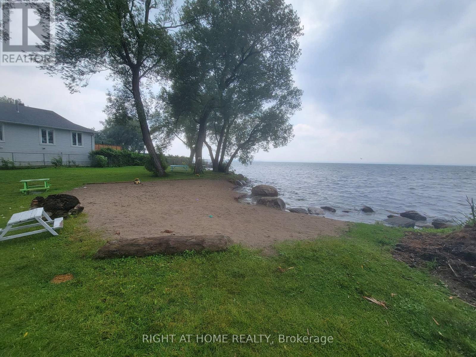 215 Bayview Avenue, Georgina, Ontario  L4P 2T3 - Photo 46 - N13530392