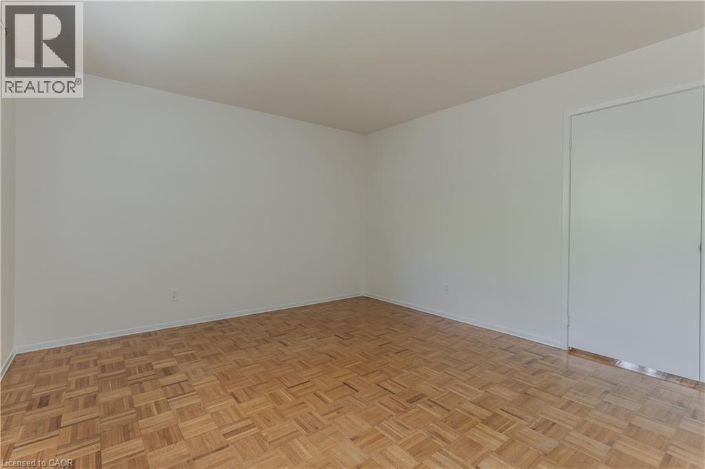 2915 Saint Malo Circle, Mississauga, Ontario  L5N 1S8 - Photo 15 - 40846171