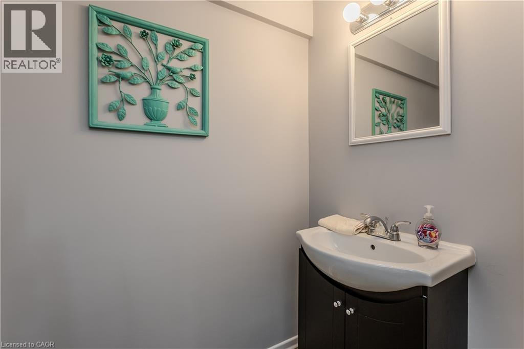 2915 Saint Malo Circle, Mississauga, Ontario  L5N 1S8 - Photo 24 - 40846171