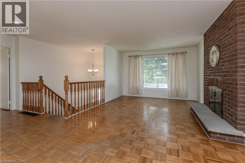 2915 Saint Malo Circle, Mississauga, Ontario  L5N 1S8 - Photo 5 - 40846171
